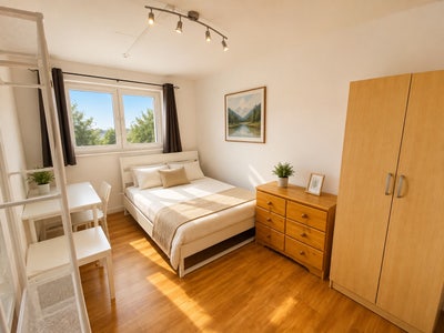 ✅Super location Garden Whitechapel / Aldgate East Main Photo