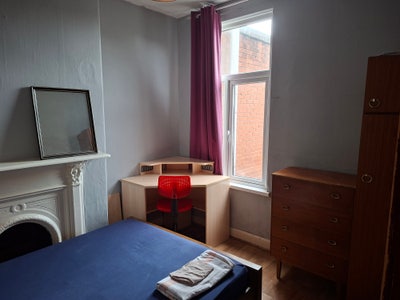 Excellent Location, Great House. Main Photo