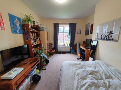 Professional Executive En-Rooms in  Chorlton Main Photo