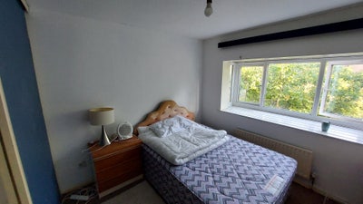 1 Double room close to MK centre. Main Photo