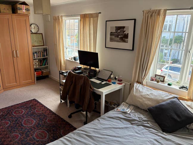 Large Double Room in massive Tooting house Main Photo