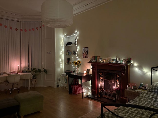 Gorgeous big room in West End! Main Photo
