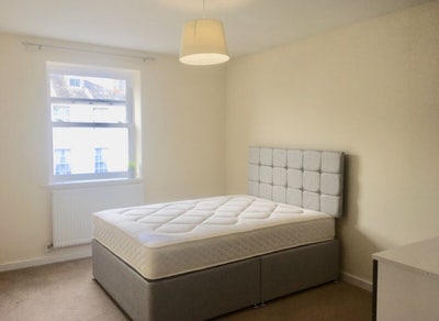 Double Room Available in Heavitree Main Photo