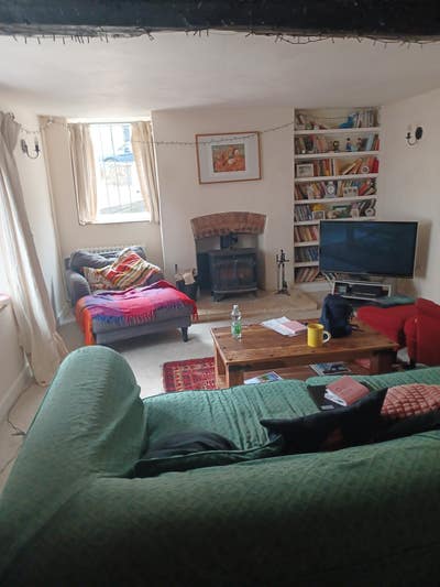 Double en-suite room in family home Main Photo