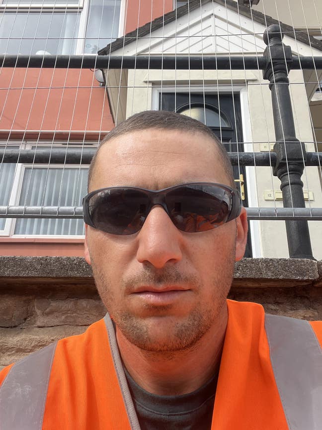 34 year old Male seeks a double room Main Photo
