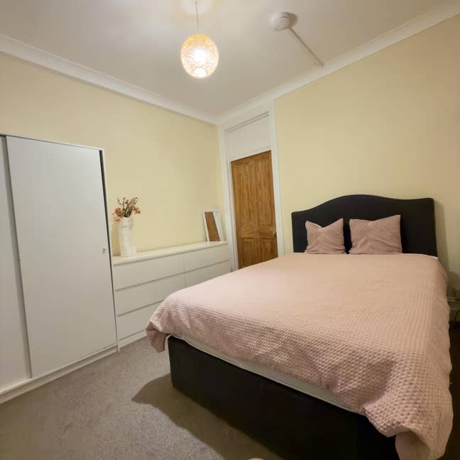 Double room in a great location  Main Photo