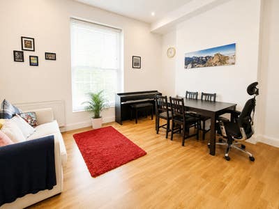 Beautiful 2 bed in Archway Main Photo