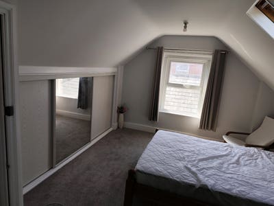 2 double rooms available in large house  Main Photo