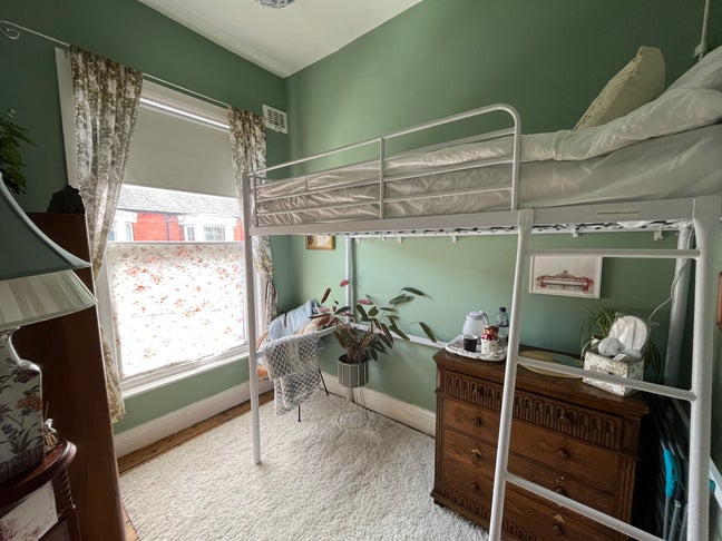 Single room in peaceful home (Lodging) Main Photo