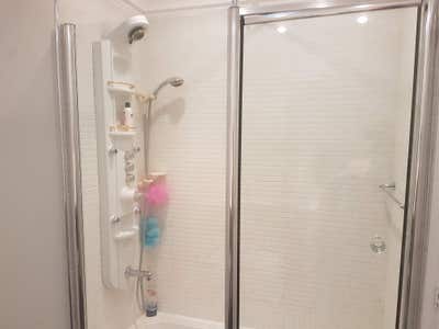 Double En-Suite Room With Private Parking  Main Photo