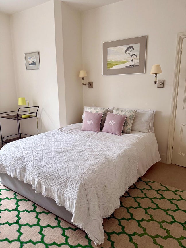 Gorgeous lower ground flat with garden  Main Photo