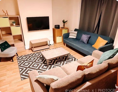 Cozy 2 Bedroom Flat for Air BnB Main Photo