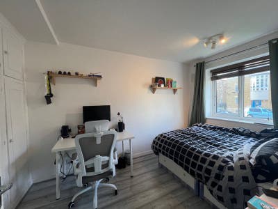 Spacious Double Room with a Private Garden  Main Photo