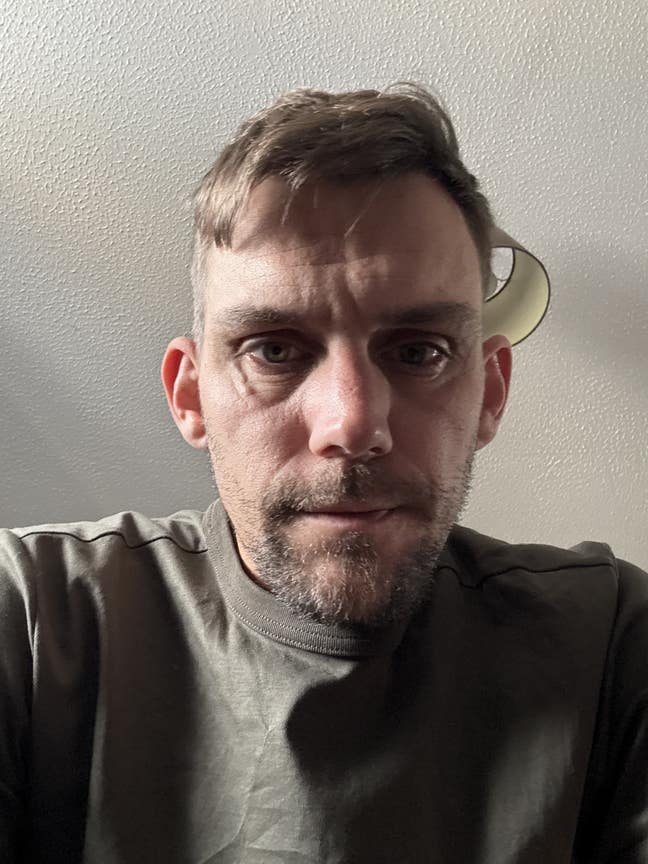 I am a professional male aged 33. I am lookin... Main Photo