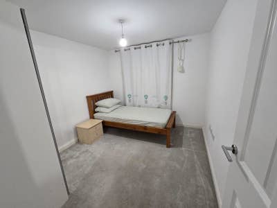 Double room in Charlton hayes Main Photo