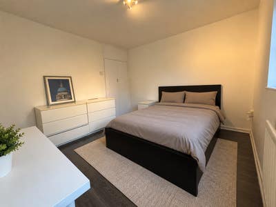 Amazing Double Room In Roehampton Main Photo