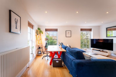 Clifton Village Newly Renovated 2-bedroom flat  Main Photo