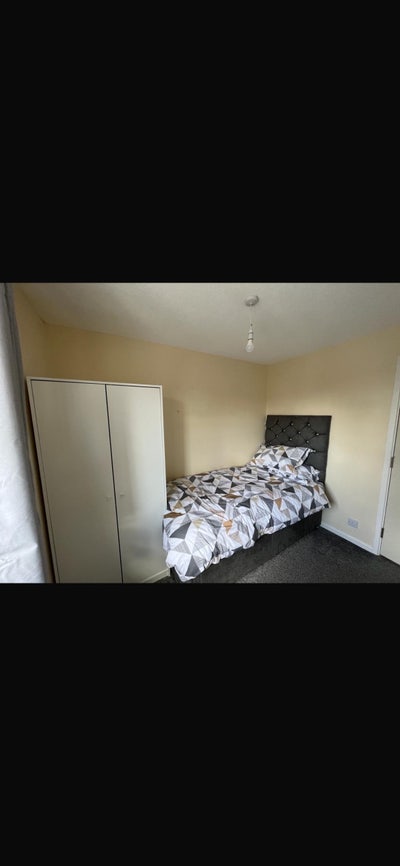 Spare Room To Rent Northfield All Bills Included Main Photo
