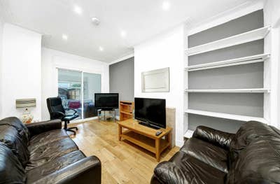 Double Room in Friendly Tooting Bec House Share 🏡 Main Photo