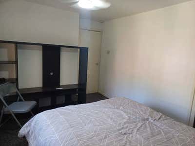 Double room to let Main Photo