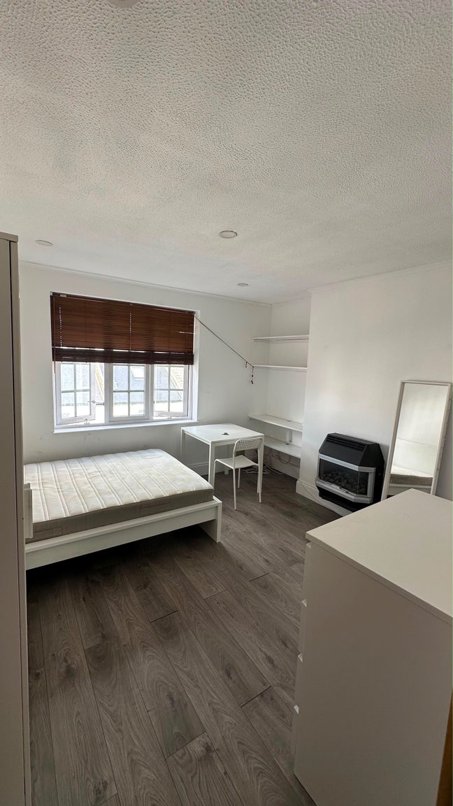 Double Room Wandsworth Main Photo
