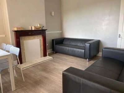 5 Double Bedrooms Main Photo