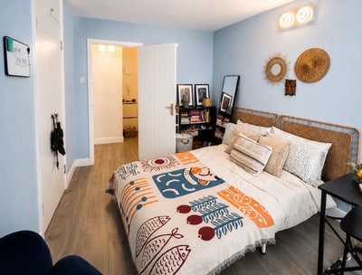 Spacious Double Room in South Croydon + parking Main Photo