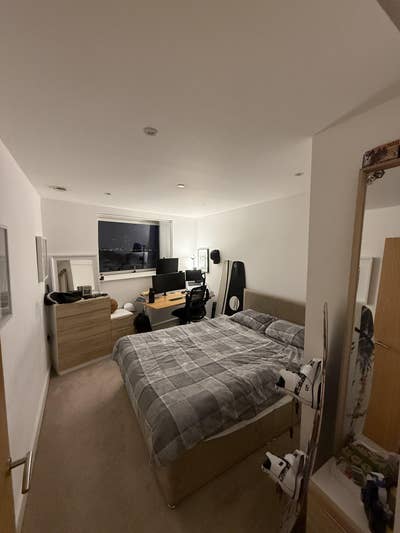 Great Room in Royal Docks Main Photo