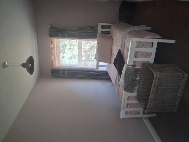 Furnished double room Main Photo