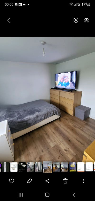 For rent Master room, single room, living room . Main Photo