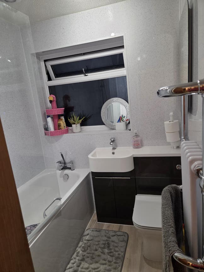 Double room to rent in Allington  Female preferred Main Photo