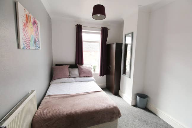 🏠 Double Room Available |💡 All Bills Included Main Photo