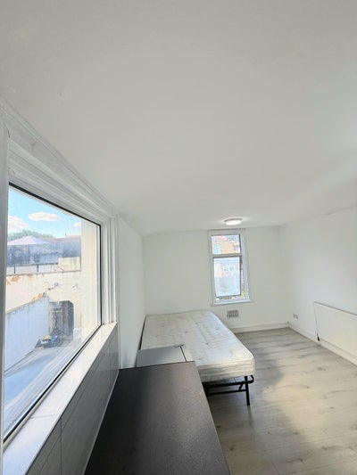 Ensuite for rent Main Photo