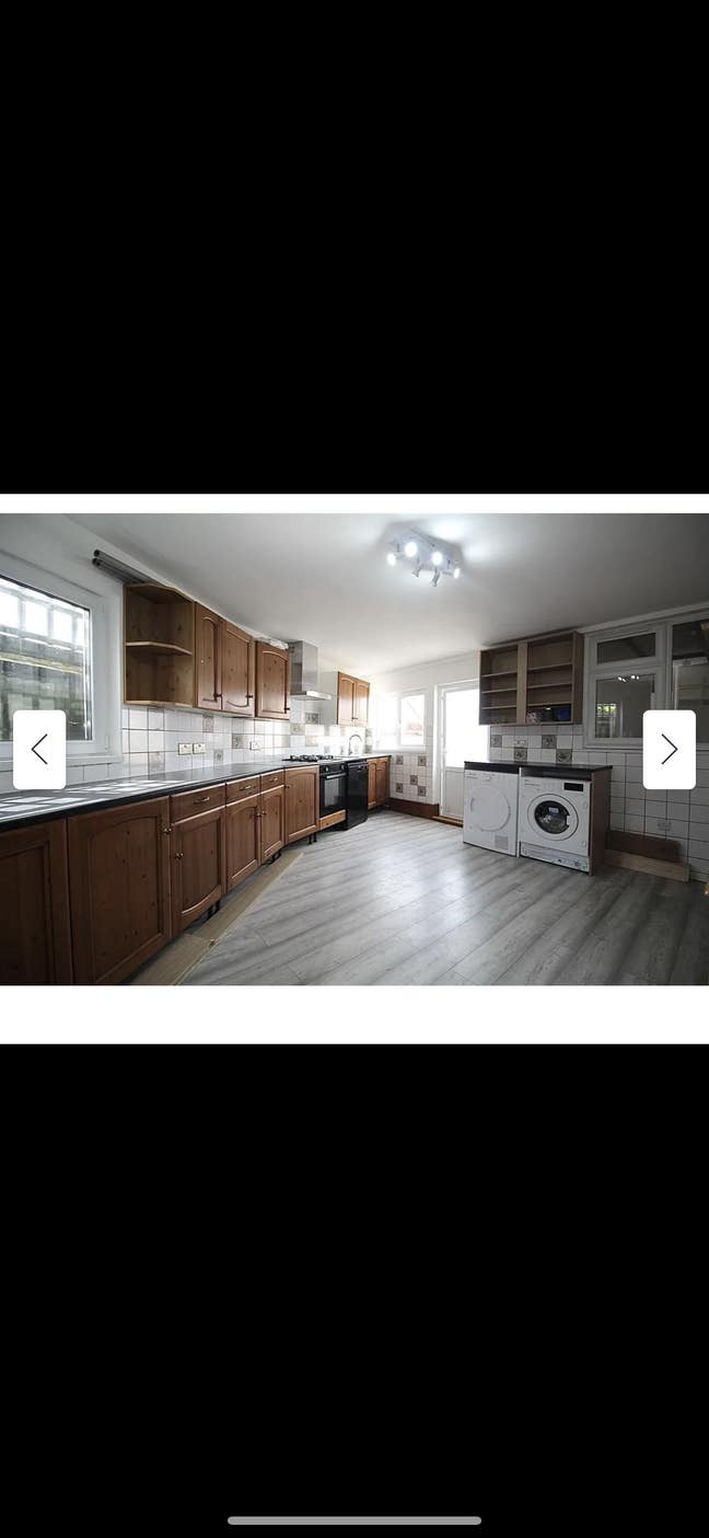 One single bedroom in modern house available now Main Photo