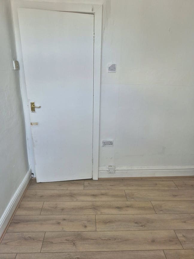 Rooms for rent Main Photo