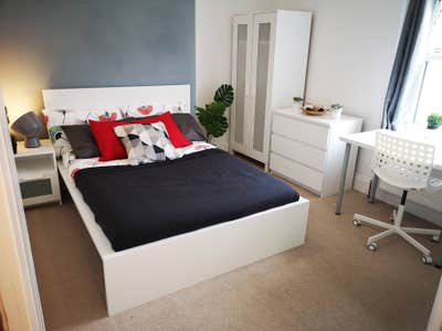 Ensuite rooms with all bills included! No deposit! Main Photo
