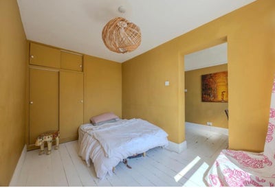 Sunny Double Room + study  Main Photo