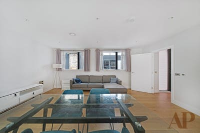 Two bed two bath house in Patcham Terrace Main Photo