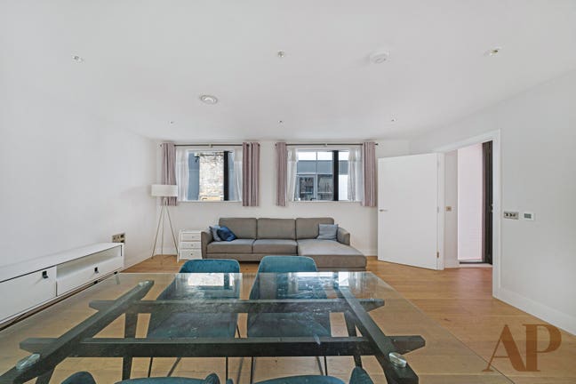 Two bed two bath house in Patcham Terrace Main Photo