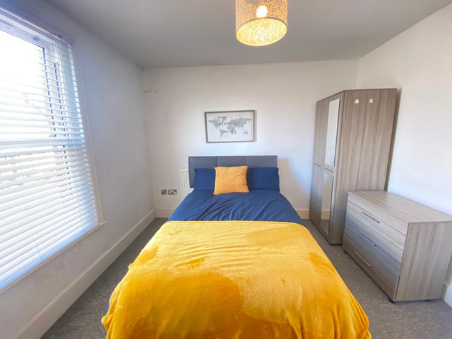  Double Room in Maidstone  Main Photo