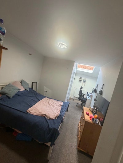 Large en-suite - Social Tooting house with garden Main Photo