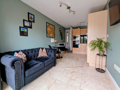 Private 1-Bed Annex. All Bills Included!!  Main Photo