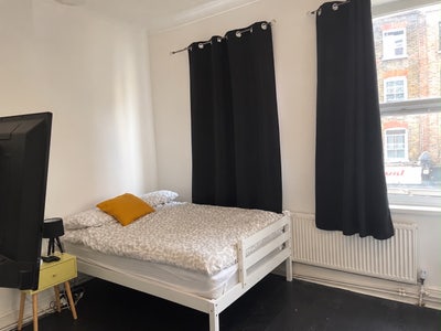Cosy En-suite Double Room in Shoreditch Main Photo