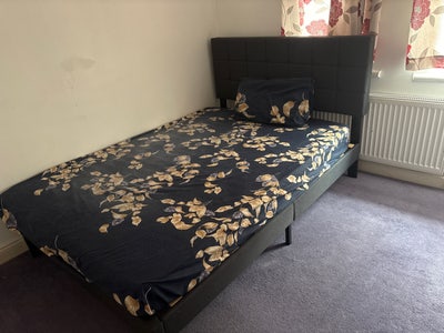 Room for rent  Main Photo