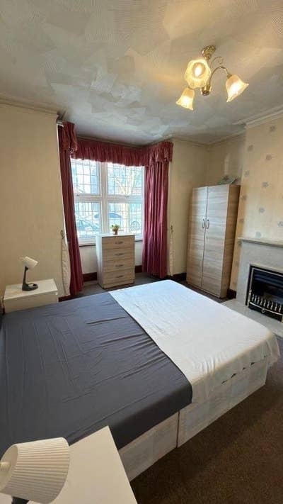 ✨🛏️ 2X Double Rooms Available to Let in - Croydon Main Photo