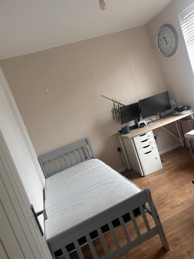 Room for rent - Dagenham rm9 Becontree - excellent Main Photo