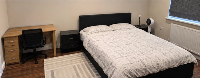 Large Double Room in Slough All Bills Included Main Photo