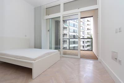 Modern 3-Bed Flat | Highbury 1 Room Left! Hurry! Main Photo