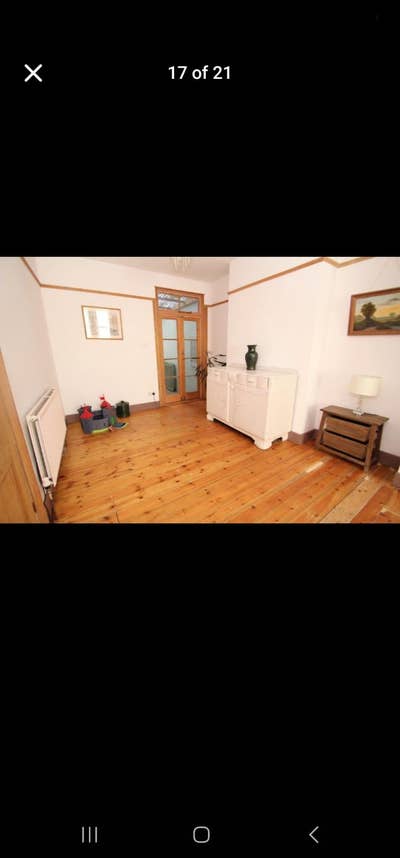 Double room in a 4-bed house  Main Photo