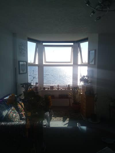 Flatmate wanted in beautiful seafront flat Main Photo